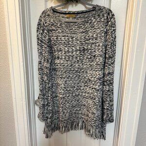 Valerie Stevens Black & White Sweater Dress w/ Fringe Bottom-Size Large